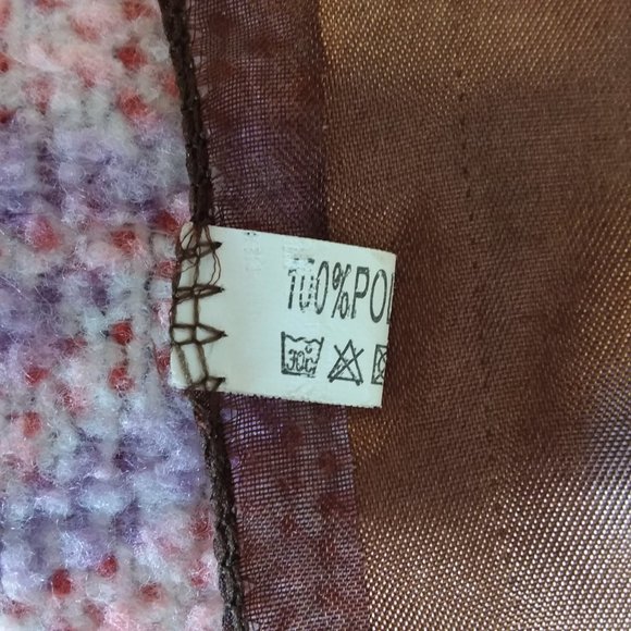 Parisian Landmarks Scarf - Picture 12 of 12